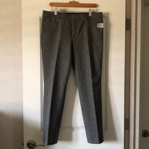 New Banana Republic Sloan pant, size 8, medium grey mini herringbone weave.